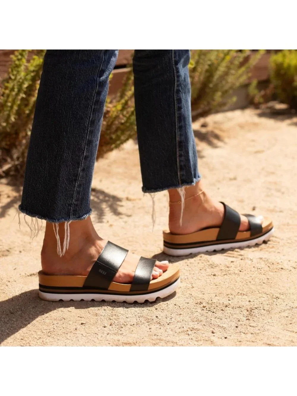 Women's Black Arch Support Ultra Soft Cushion Footbed Platform Sandal Shoes